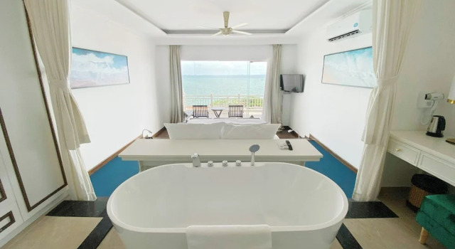 Номер Deluxe с балконом и с видом на океан SV Boutique Resort