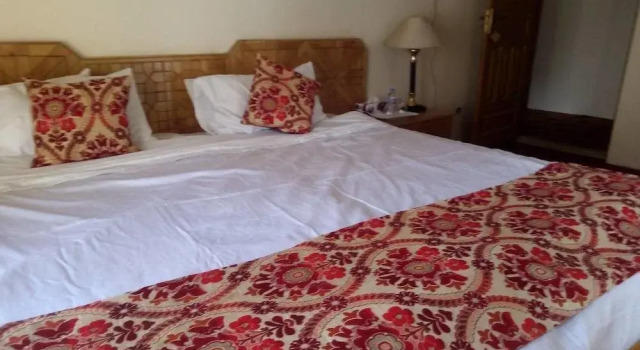 Sarai Silk Route, Đặt Khách sạn Gilgit Azad Jammu and Kashmir