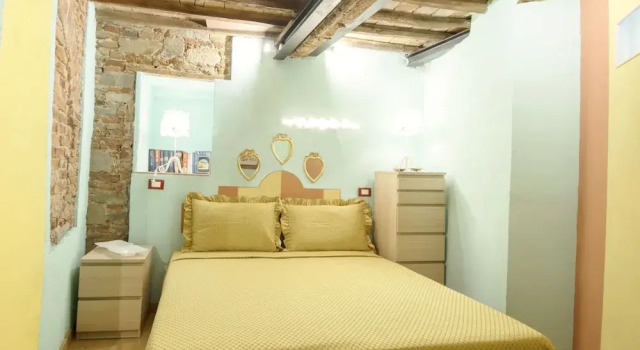 Palazzo della Stufa - Apartments for rent in Lucca
