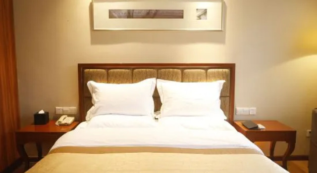 Номер Deluxe Hentique Huijin Resort Hotel