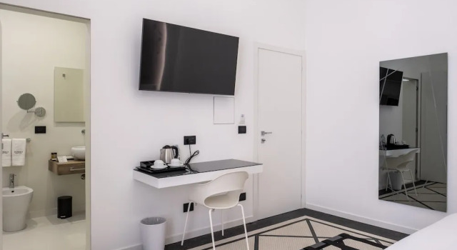 Номер Standard с балконом Domea Superior Rooms Bed and Breakfast