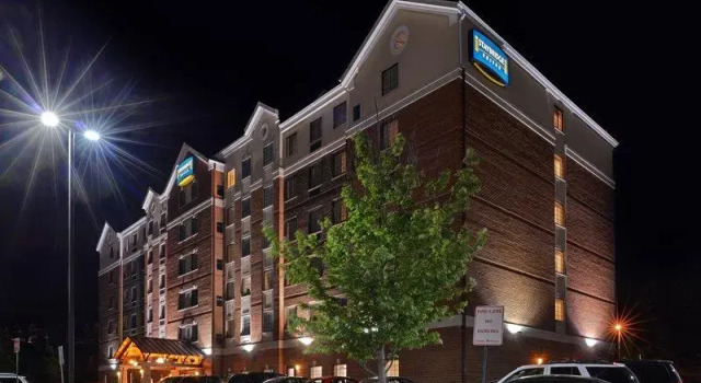 Кровать в общем номере Staybridge Suites Quantico-Stafford by IHG