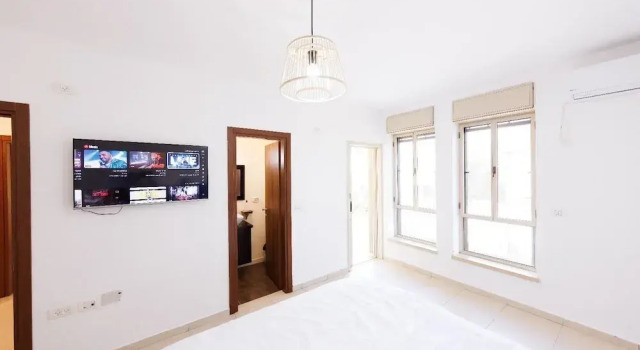 HaSharon Tranquil Villa by Sea N' Rent, Reservar Vila Hod HaSharon Center District Israel