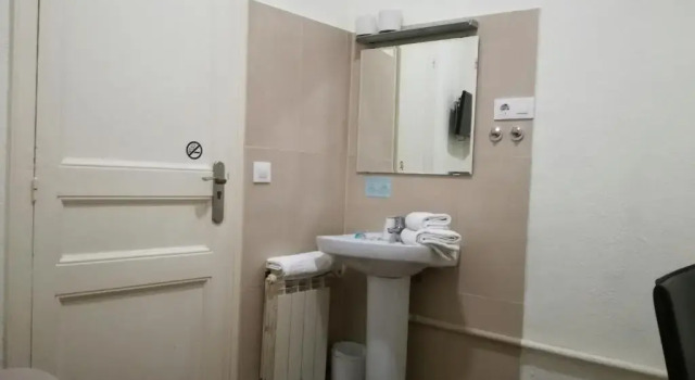 Одноместный номер Standard Hostal Lesseps