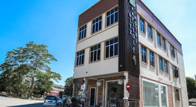 Ritz Kapitol Hotel