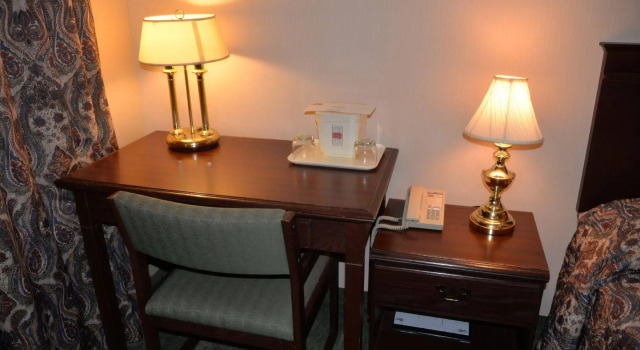 Travelodge by Wyndham Saint-Liboire, Rezervovat Hotel  