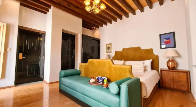 Полулюкс Casona Alonso 10- Hotel Boutique