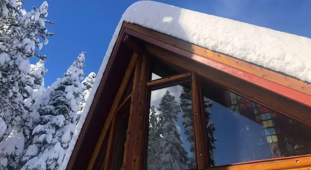 Modern Rustic Retreat, Забронировать Дом для отпуска Виллы Кингсвуд-Эстейтс, рядом с Вершина местности Броквей-Саммит, Вилла