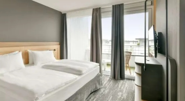 Люкс с балконом Best Western Plus Hotel Papenburg