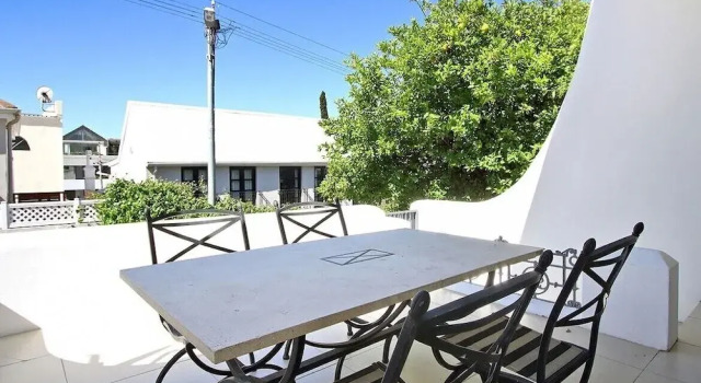 Апартаменты Kloof Cottage