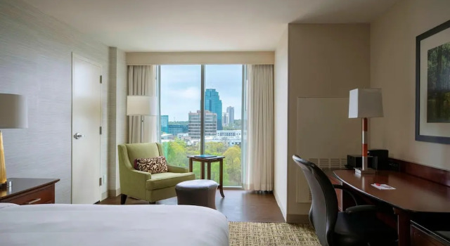 Двухместный клубный номер Standard Atlanta Marriott Perimeter Center