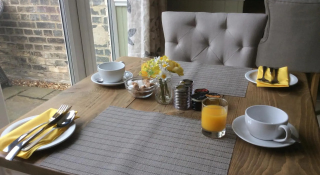 The Old School House Rooms, Rezervasyon Bed and Breakfast Waterbeach Cambridgeshire