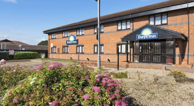 Days Inn Hotel Warwick South - Southbound M40, Забронировать Отель Уорик Уорикшир