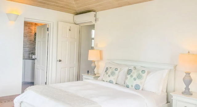 Beautiful cliffside 3 bedroom villa - Saline Reef 3 Villa by RedAwning, Book Villa Cottages in Cap Estate, Cottage