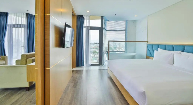 Люкс Executive San Marino Boutique Danang