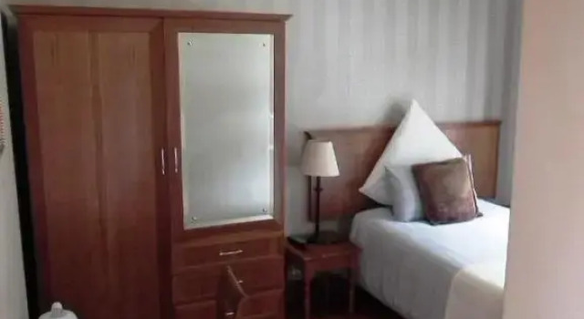 Номер Economy Clarence House