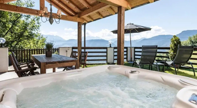 Люкс Deluxe Chalet Grumer Suites&Spa