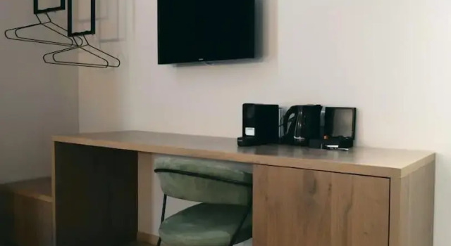 Апартаменты с балконом BED in Athens