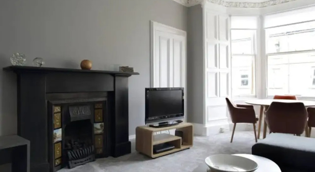 2 Bedroom Bruntsfield Apartment
