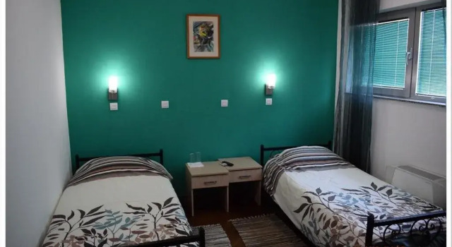 Radio Cafe Kanal 77 Hotel
