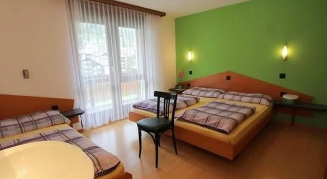 Ferienhaus-Apartment Golf, Забронировать Апартаменты/квартира Зас-Фе Saastal