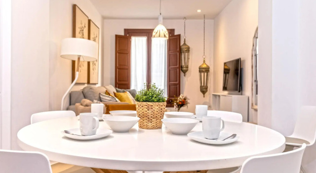 Pretty Two-bedroom Apartment Near the Cathedral Zacatin 203, Забронировать Апартаменты/квартира Гранада Granada Province, рядом с Музей народных традиций и искусств Los Tiros de Granada