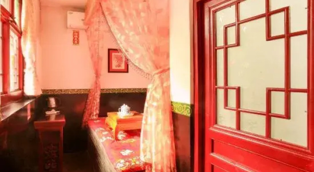 Люкс Pingyao Renhetai Inn