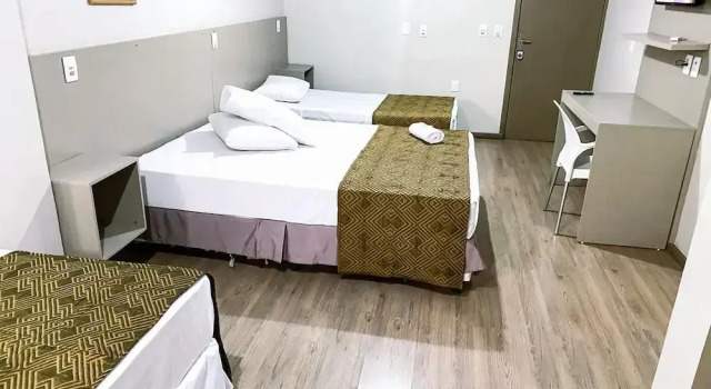 Четырёхместный семейный номер Standard Hotel Zata e Flats