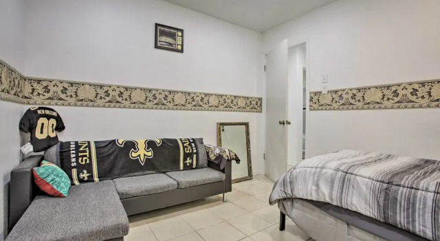 Апартаменты New! Laplace Townhome, 9 Mi to Lake Pontchartrain!