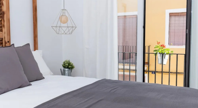 Двухместный номер Deluxe с балконом и с видом на горы GOMEZ ROOMS