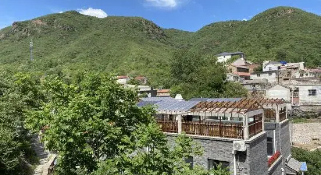 Miaofengshan Songpeng Tea House B&B, Rezerwuj Bed and Breakfast Pekin Pekin
