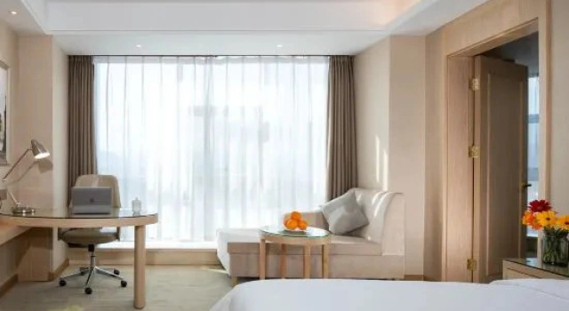 Люкс Superior Vienna International Hotel (Laiyuan Guangping Street)