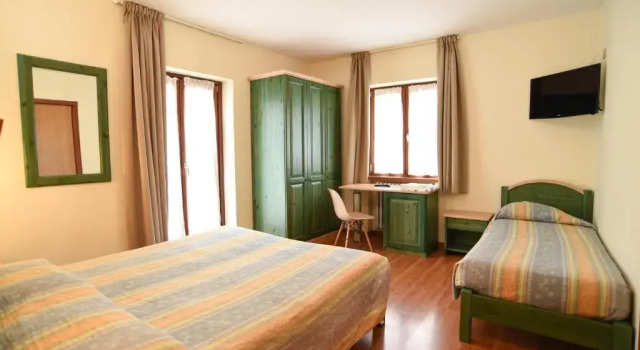 Трёхместный номер Standard Albergo Bucaneve