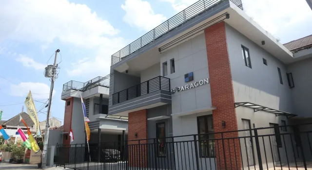 Dparagon Kusumanegara, Book Guesthouse Yogyakarta Yogyakarta Province