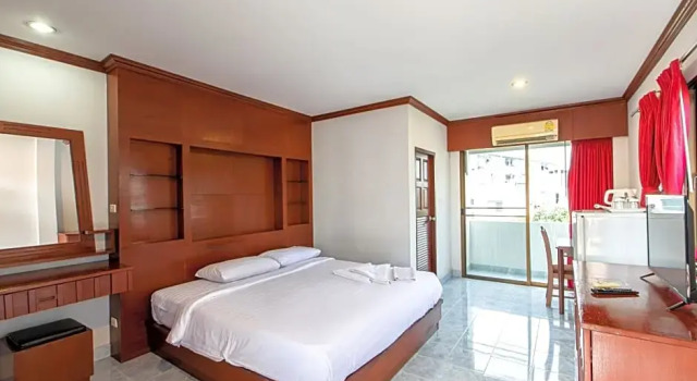 Номер Standard Selina Place Hotel