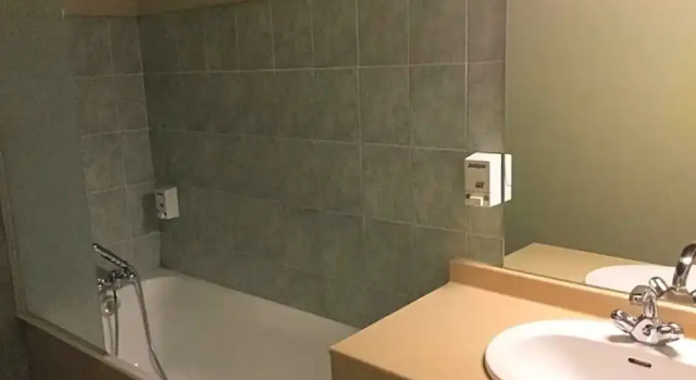 Семейный номер Standard Logis Hôtel La Fleur de Lys
