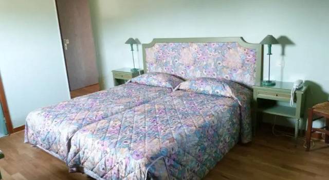 Двухместный номер Standard Logis Hotel Domaine du Cheval Blanc