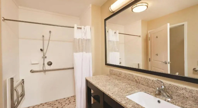Номер Standard La Quinta by Wyndham Carlsbad