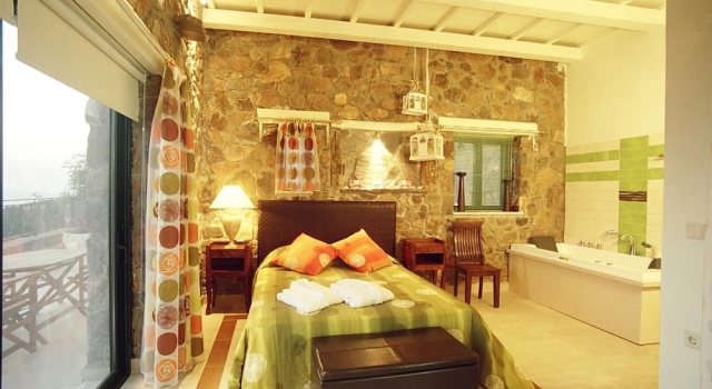 Villa Meliti is a luxury villa with the sea just a breath away, Забронировать Вилла Амигдалокефалион Западный Крит