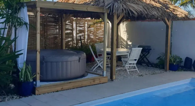 Апартаменты Superior Gite Corossol Martinique piscine privée, résidence naturiste