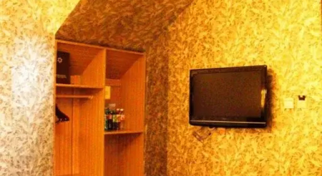 Yingkou Yadian Jiari Business Hotel, Rezerwuj Hotel Yingkou Liaoning