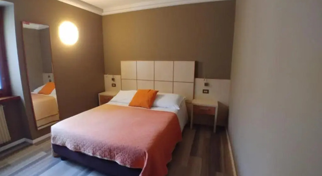 Albergo Aurora, Prenota Hotel Hotel a Veneto con parcheggio, Parcheggio