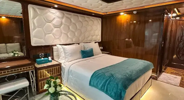 Номер Luxury Overnight Super Yacht - Orchid
