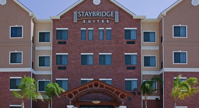 Staybridge Suites Houston-NASA Clear Lake, Rezervați Hotel Webster Houston