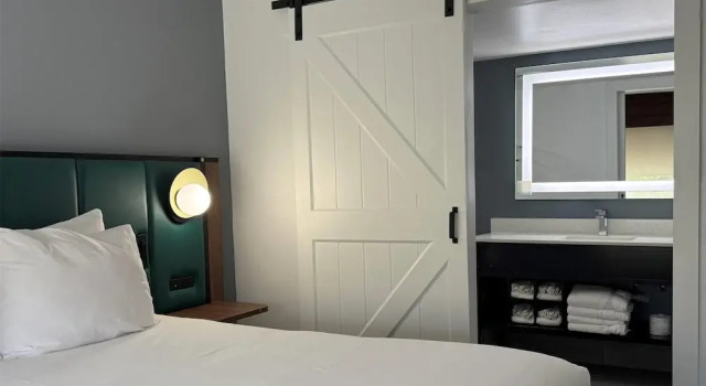 Двухместный номер Standard c 1 комнатой Wingate by Wyndham Airport - Rockville Road