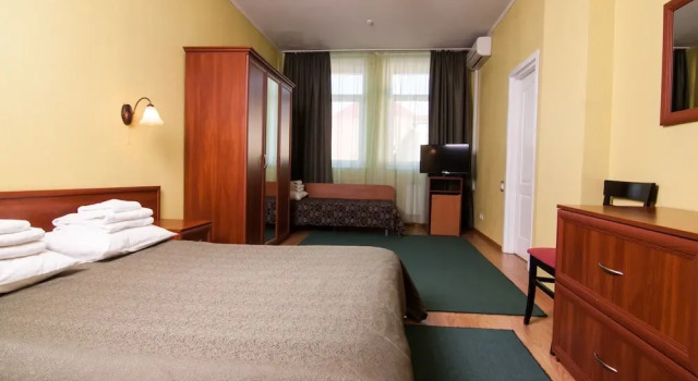 Mini hotel on Geroiv Energetykiv,18, Book Inn Mini‑Hotels in Kyiv, Inn