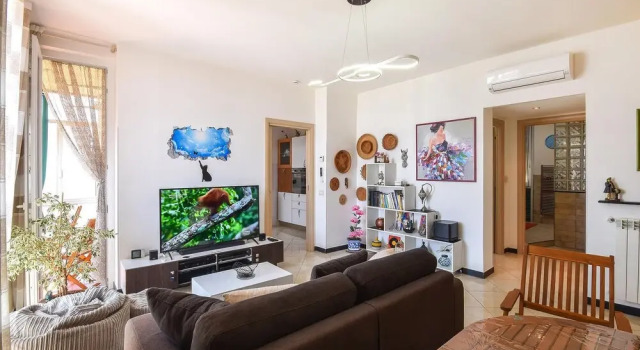 Beautiful Apartment in Genova Pra' With Wifi and 2 Bedrooms, Забронировать Апартаменты/квартира Отели Генуи с парковкой, Парковка