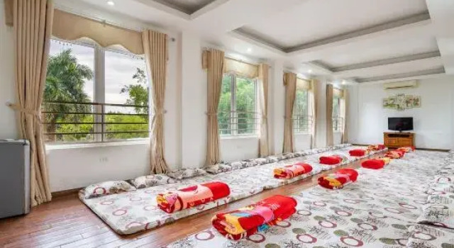 Кровать в общем номере Lumiere Family Retreat & Villas Ba Vi Hà Noi