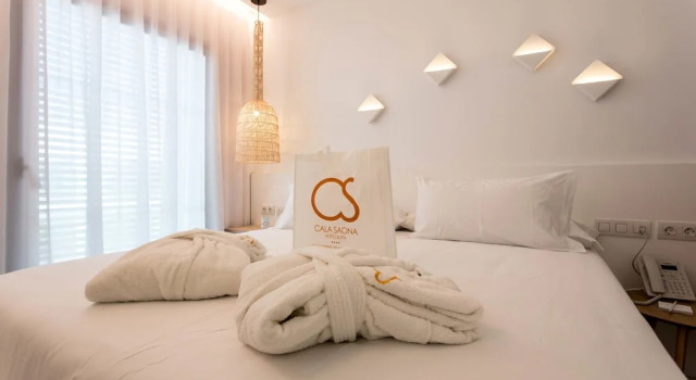 Полулюкс Цокольный этаж с балконом Sa Pedrera Suites & Spa