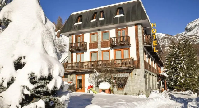 Hotel Genzianella, Prenota Hotel Ayas Champoluc